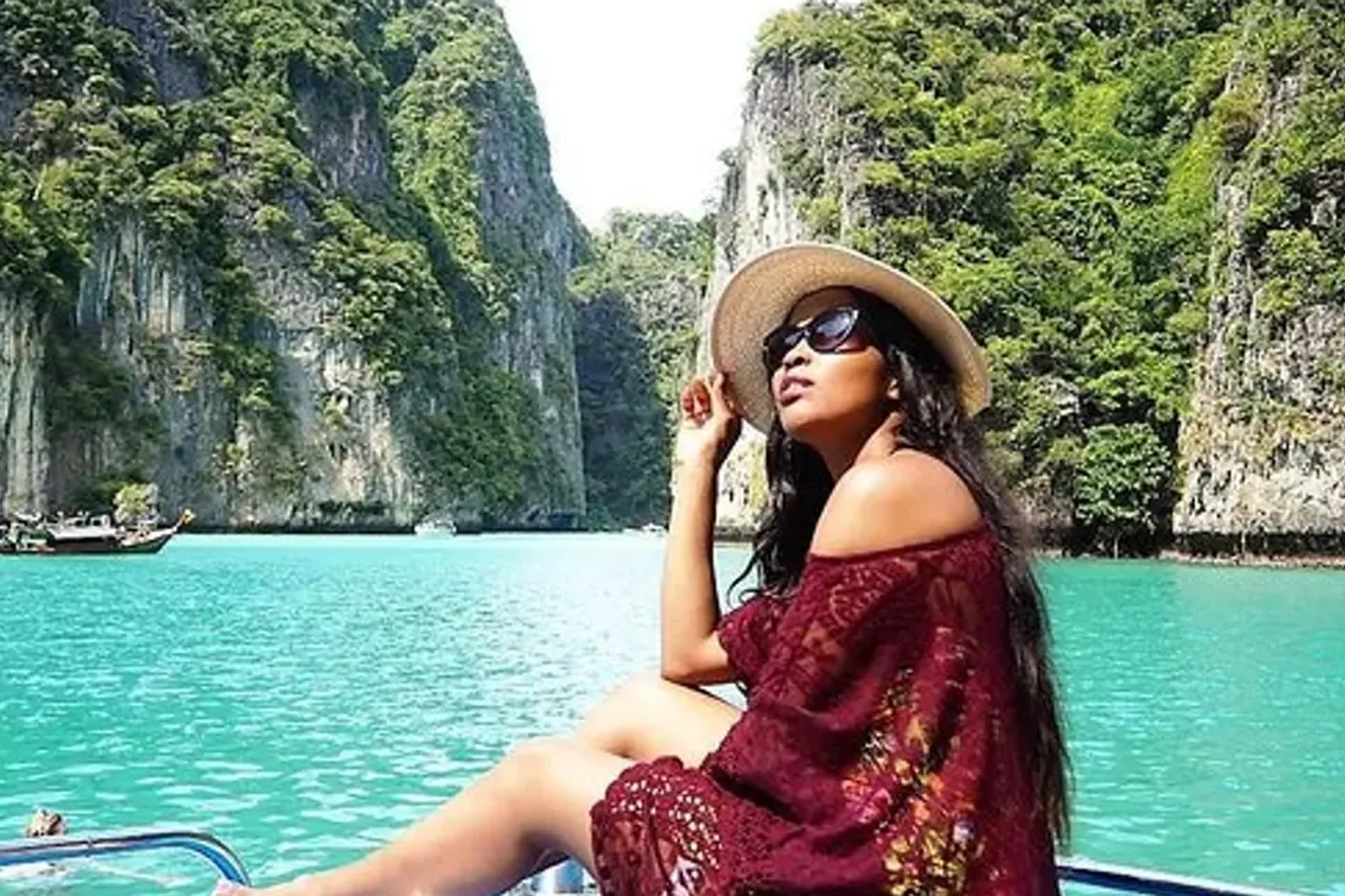 Phi Phi Islands and Maya Bay Tour by Speedboat from Krabi
